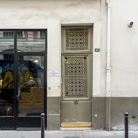 Elegant And Modern Parisian Charm Apartment Екстериор снимка