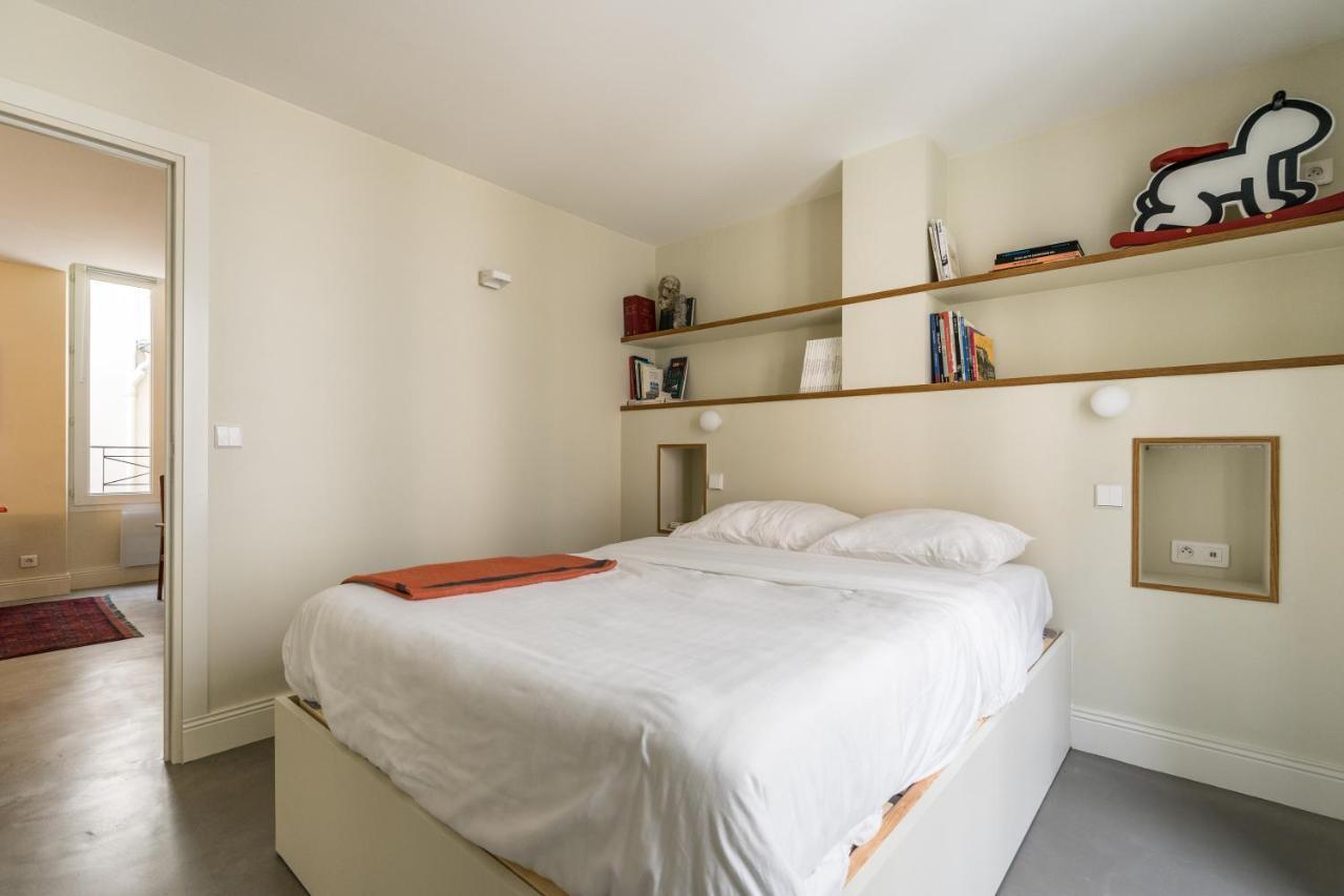 Elegant And Modern Parisian Charm Apartment Екстериор снимка