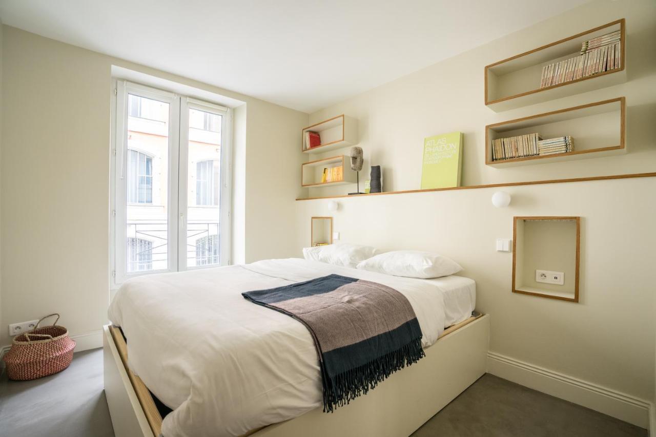 Elegant And Modern Parisian Charm Apartment Екстериор снимка